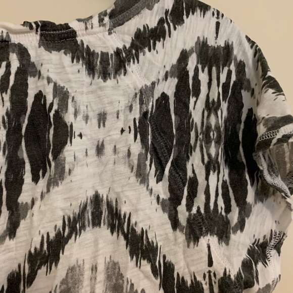 Express Crop Top - Picture 3 of 3